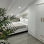 דירה Loft Waves *